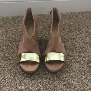 Cole Haan sandal wedges size 7